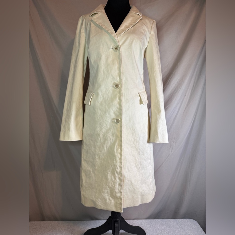 Vintage Hugo Boss Women’s Off-White Trench Coat 🕊️✨
